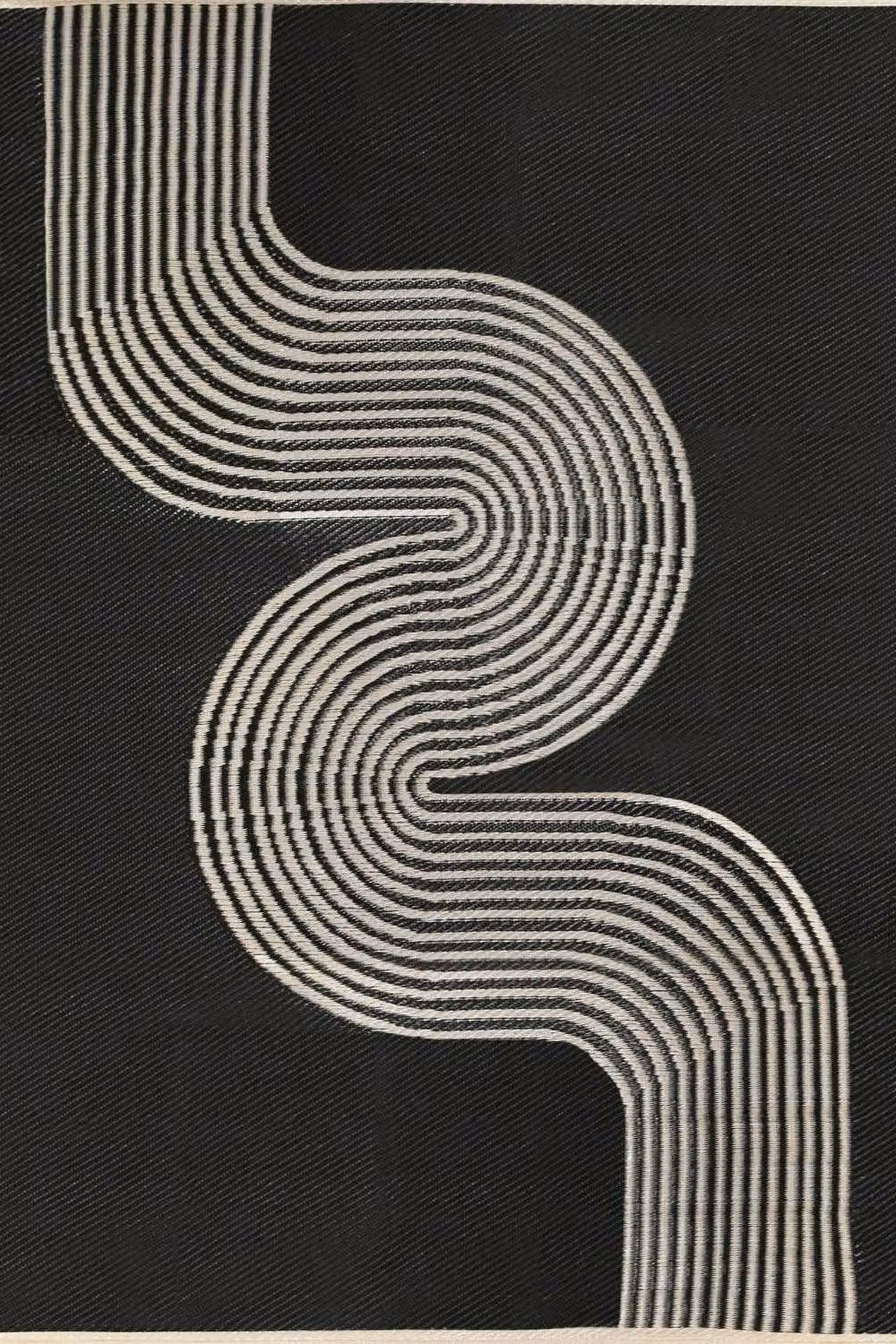THE RUGS Reversible Weatherproof Outdoor Rug Wavy Line Black & Beige W: 180 cm, D: 270 cm – 2