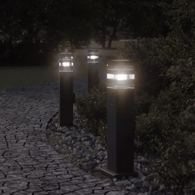 Berkfield Home Set of 3 Black Aluminium Outdoor Floor Lamps with Outlet, Height: 50 cm