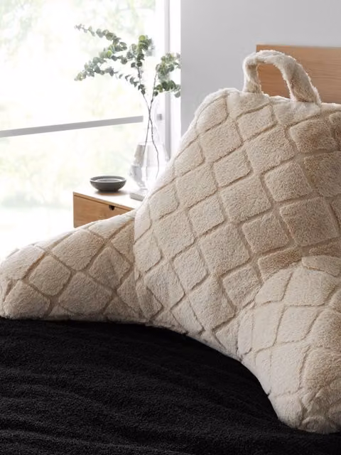 Catherine Lansfield Cosy Diamond Faux Fur Square Cushion, Beige, 43 x 43 cm – 3