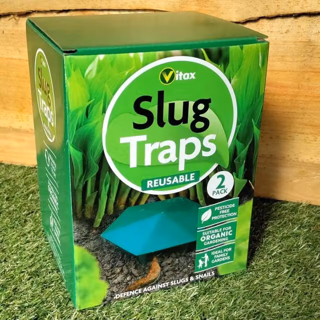 Vitax Beer Slug and Snail Traps in Green