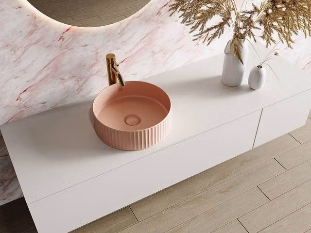 Vente-unique PEDARA Round Ribbed Ceramic Washbasin in Matte Pink, Diameter: 36 cm