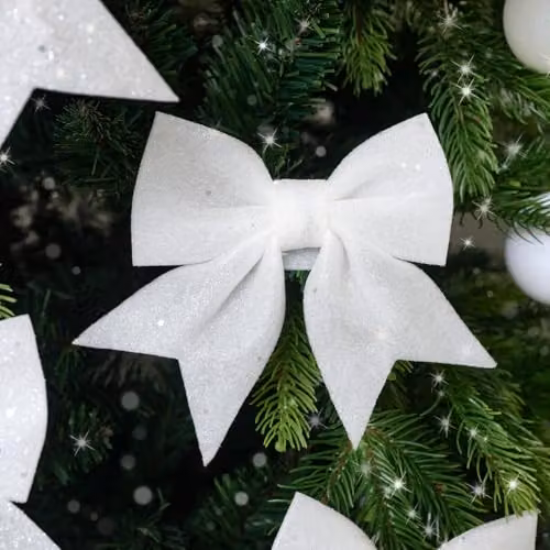Melody Maison Set of 4 White Glitter Christmas Bow Hanging Pendants – 2