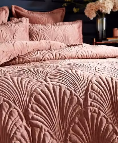 Paoletti Palmeria Quilted Velvet and Cotton Duvet Cover and Pillowcase Set in Pink – 2