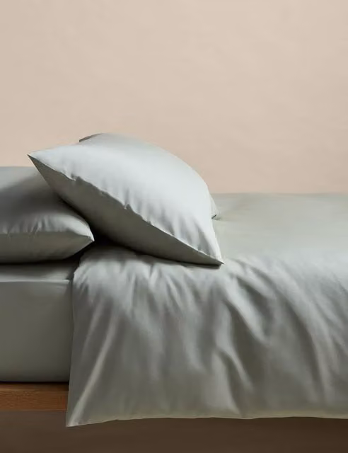 M&S Stay Cool Lyocell Rich Bedding Set, Green, W: 140 cm, L: 200 cm