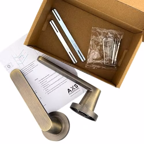 AXS Hardware Harlem Door Handle Pair in Antique Brass with Rose and Door Pack – 3