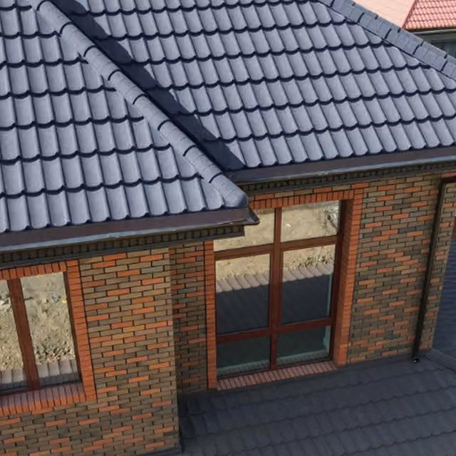 Livingandhome 5-Piece Galvanised Asphalt Shingle Roofing Sheets in Grey and Black, Width: 133.5 cm