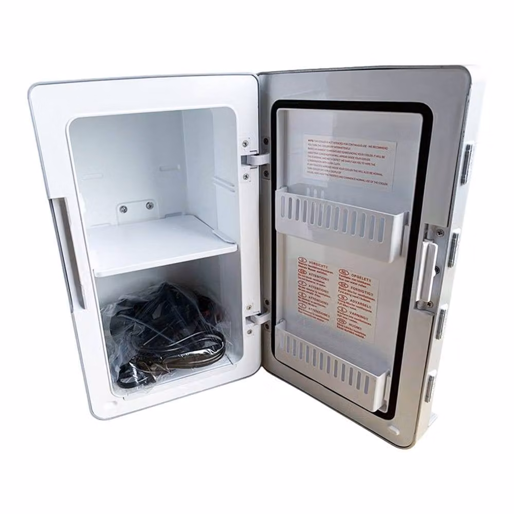 Menkind Star Wars Han Solo Carbonite Light Up Mini Fridge in Silver – 2