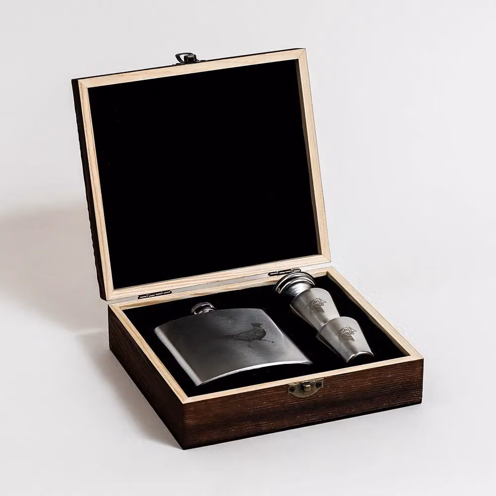 Selbrae House Stainless Steel Hip Flask and Shot Glass Set in Brown – 2