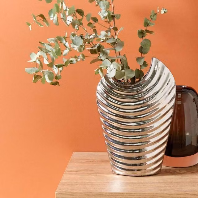Wyld and Coco Silver Ribbed Ceramic Decorative Vase W: 20 cm, D: 10 cm, H: 26 cm – 1