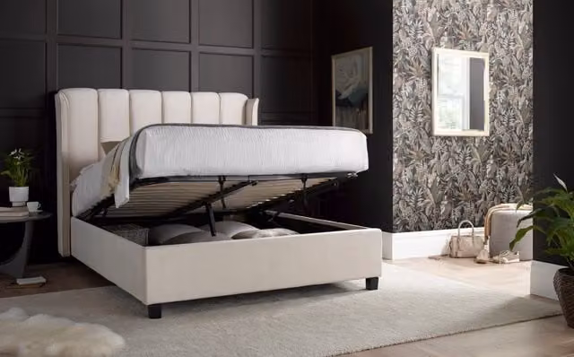 Bedmaster Aurora Velvet Ottoman Bed and Memory Maestro Memory Foam Mattress in Beige, Size: Double (W/D/H: 140 x 200 x 141.5 cm)