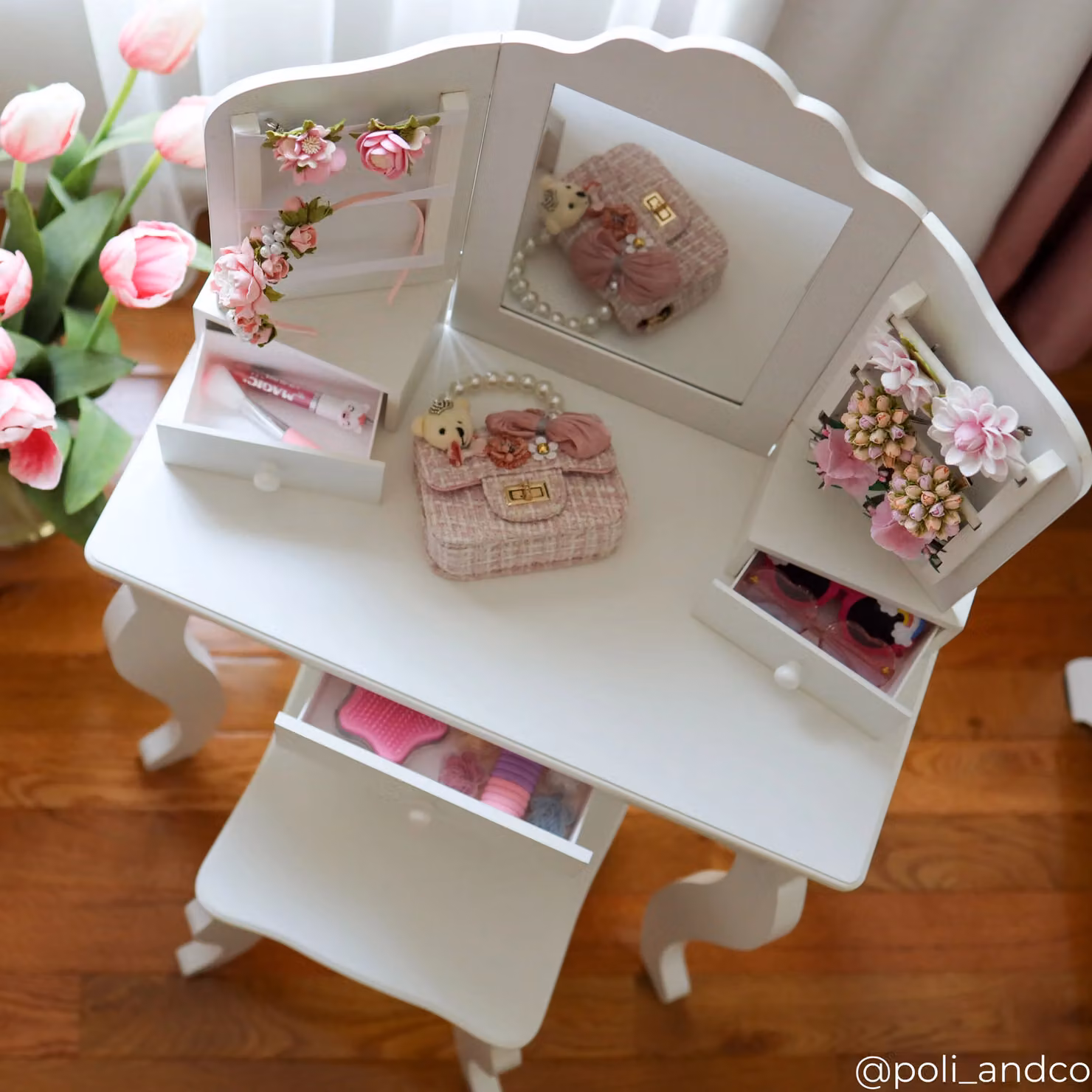 Teamson Fantasy Fields Little Princess Anna Kids Dressing Table and Stool Set in White – 3