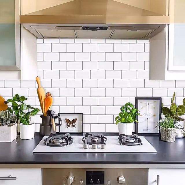 Livingandhome 10-Piece Glossy White 3D Effect Peel and Stick Kitchen Backsplash Tiles