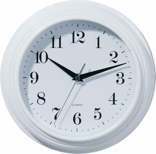 Maison by Premier Pelham Vintage Round Analog Wall Clock, White, Dia: 25 cm