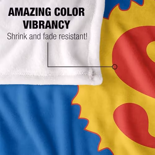 Warner Bros. Superman Shield 2008 Super Soft Fleece Throw Blanket, Multicolour, W: 91.44 cm x L: 147 cm – 3