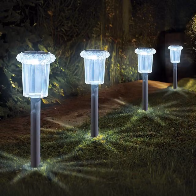 mysmartbuy Set of 4 Crystal Effect Solar Stake Lights in Silver, Height: 32.5 cm