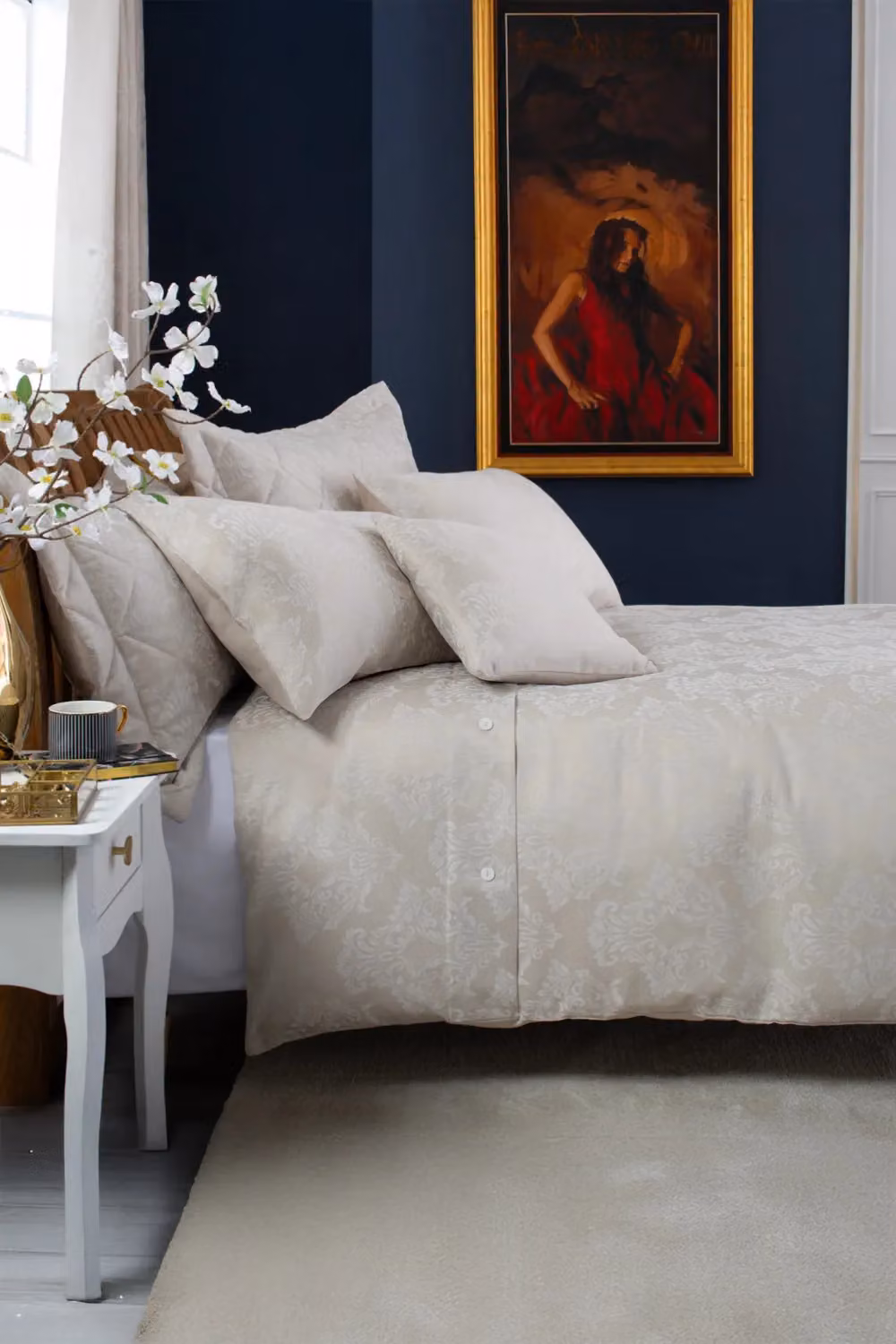 The Lyndon Company Versailles Luxury Jacquard Duvet Cover and Pillowcase Set in Beige Cotton Blend with Classic Damask Floral Design, W: 140 cm, H: 200 cm – 3
