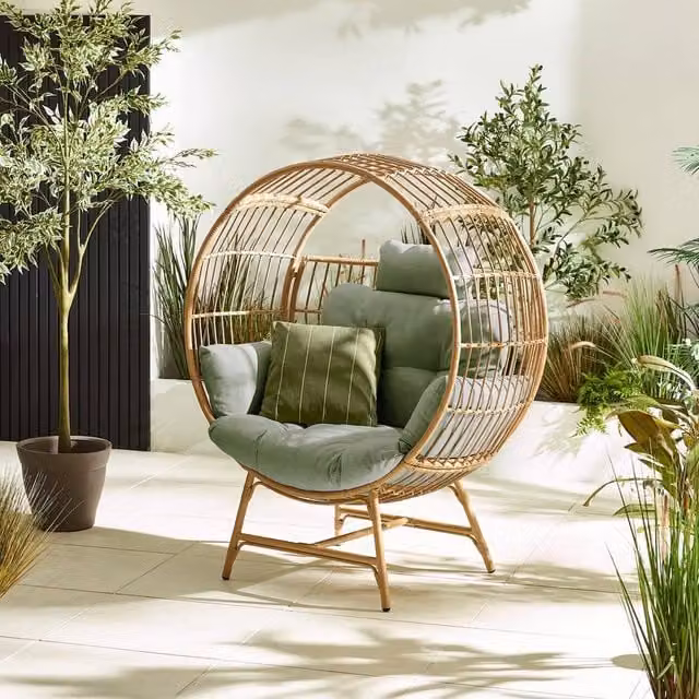 FurnitureboxUK Boca Rattan Cocoon Garden Egg Chair in Green – 1