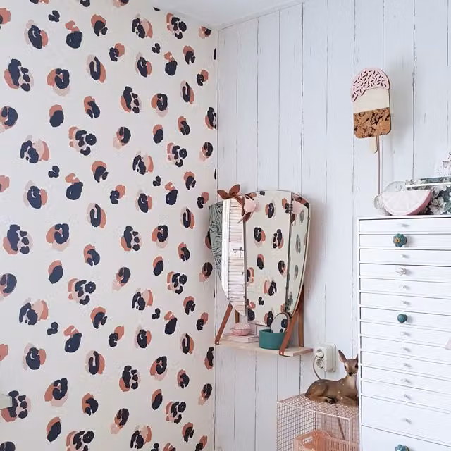 Roomblush Nursery Leopard 4 Lane Repeatable Wallpaper Mural in Multicolour