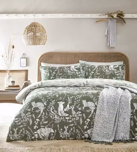 Furn Buckthorn Reversible Polycotton Duvet Cover Set with Woodland Animal Print, Green, W/D/H: 140 x 200 cm – 1