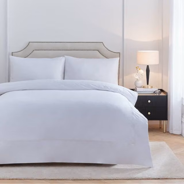 Paoletti Elara 100% Cotton Duvet Cover and Pillowcase Set in White, W/D/H: 180 x 200 cm