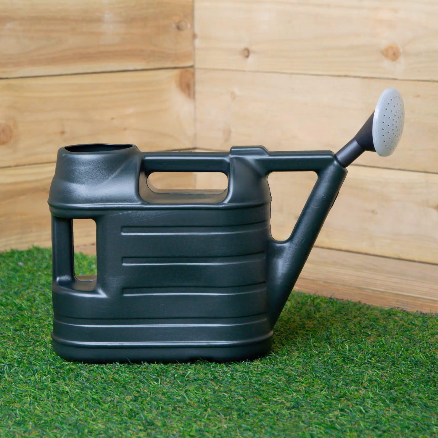 Samuel Alexander 3 Pack of 6.5L Ward Garden Watering Cans with Rose in Green – 2
