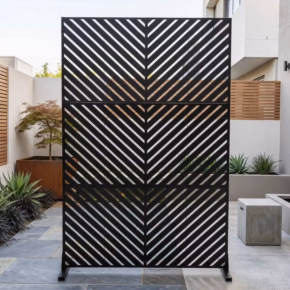 Kelvenix Freestanding Metal Outdoor Privacy Screen in Black, H 183 cm, W 121 cm, D 40 cm – 3