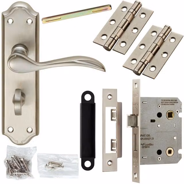 Loops Victorian Curved Ornate Backplate Door Handle and Bathroom Lock Pack in Satin Chrome