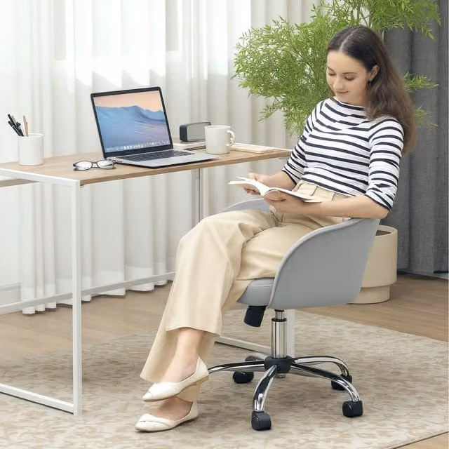 HOMCOM Grey Velvet Task Chair with Armrests and Castors for Home Office
