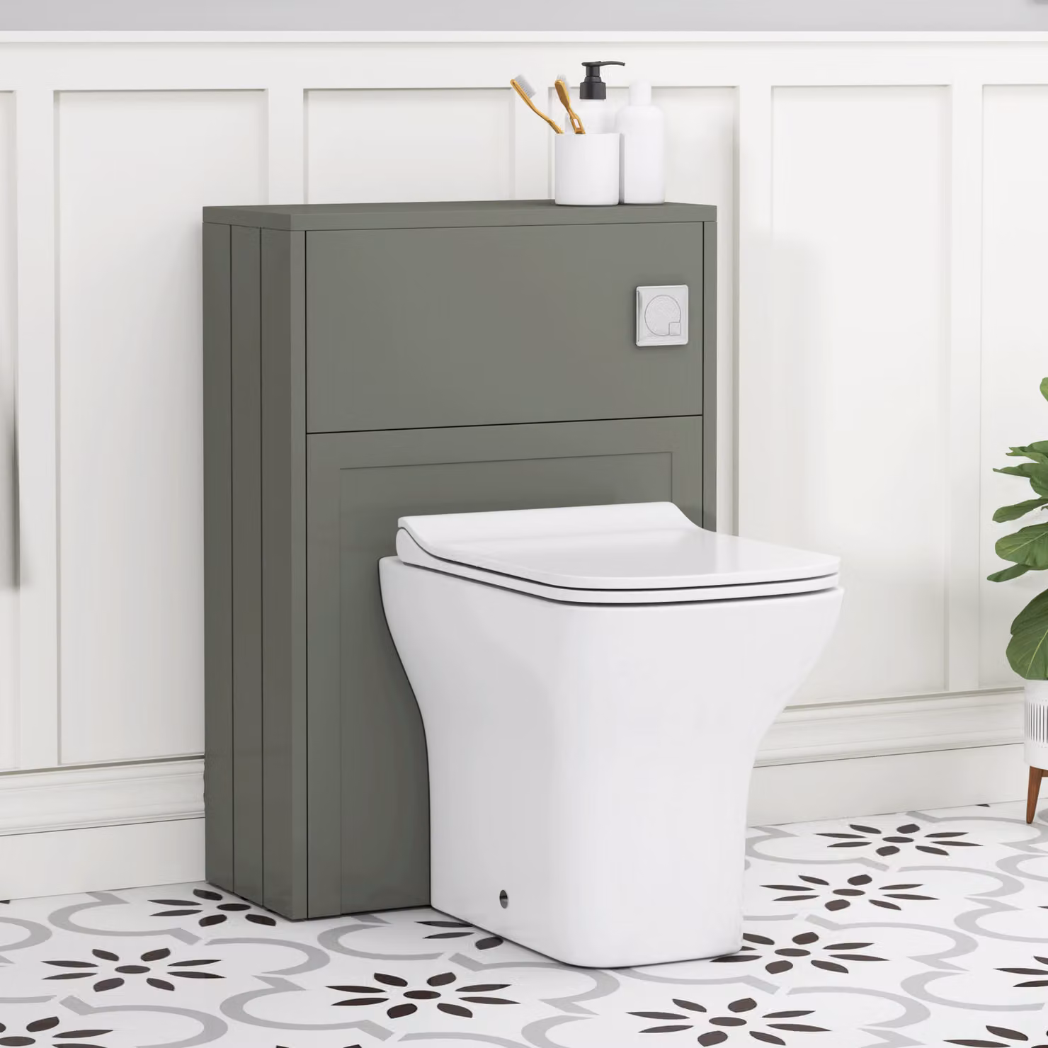 Royal Bathrooms Elmore Traditional Wall Mounted BTW WC Unit with Rimless Ceramic Toilet Seat and Soft Close Seat, Width: 55 cm