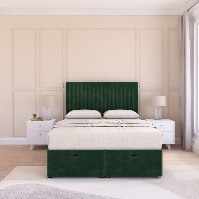 Sloomy Manhattan Emerald Green Plush Fabric Ottoman Bed with Sprung Memory Mattress and 54 Inch Floorstanding Headboard, Size: Double (140 x 200 cm)