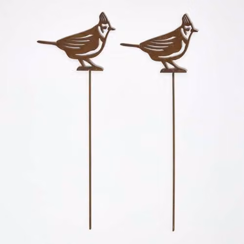 Homescapes Set of 2 Brown Rustic Metal Crested Tit Bird Garden Stakes, Height: 37 cm
