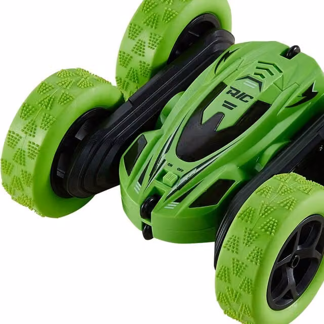 Kidkid Green Round Remote Control Stunk Car Toy with Light and Sound and Rechargeable Battery