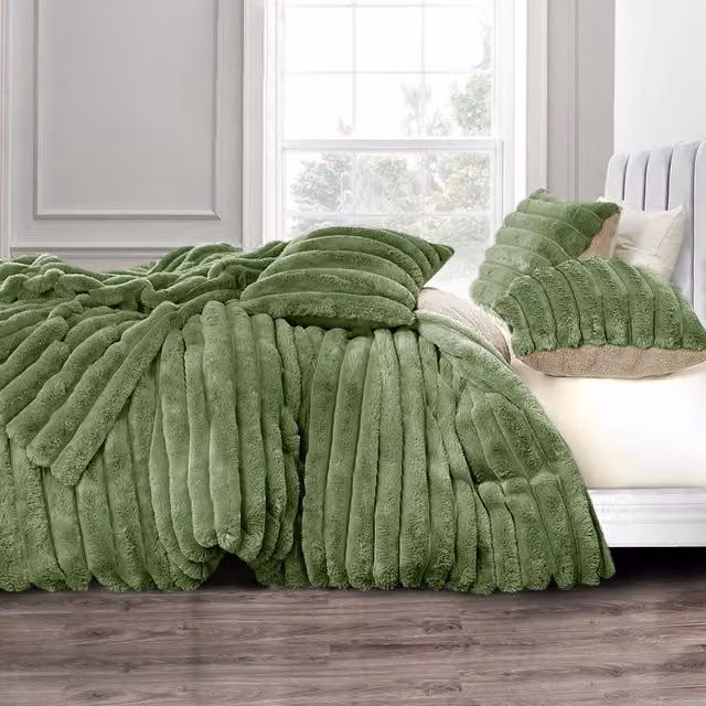 VELOSSO Plush Supersoft Jumbo Cord Cosy Bedding Set, Green, 2.84kg