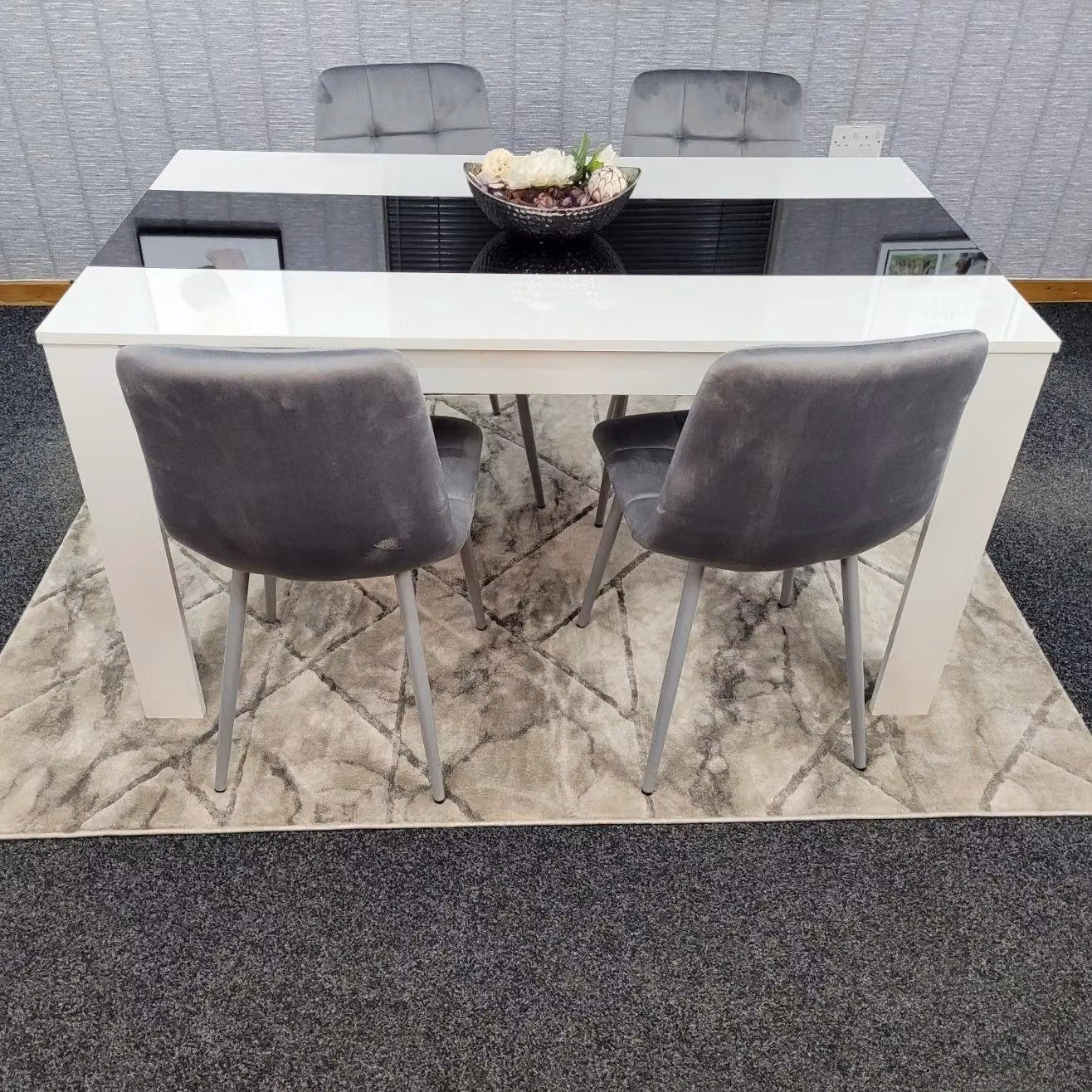 Kosy Koala Modern Dining Table Set with 4 Grey Velvet Chairs in White and Black – 4