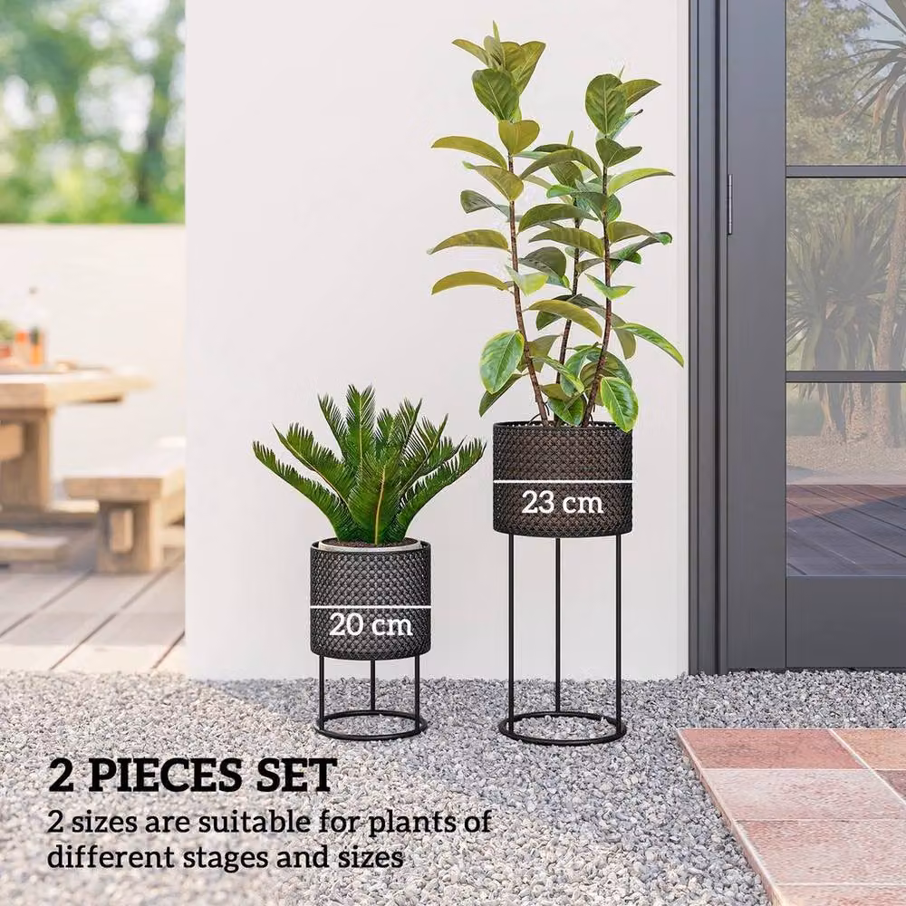 KORVIXA Set of 2 Modern Round Metal Plant Pots in Black – 1