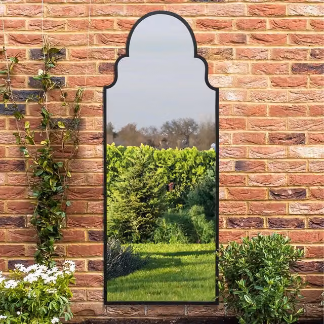 MirrorOutlet Arcus Crown Arch Leaner Outdoor Wall Garden Mirror in Black, Height: 180 cm