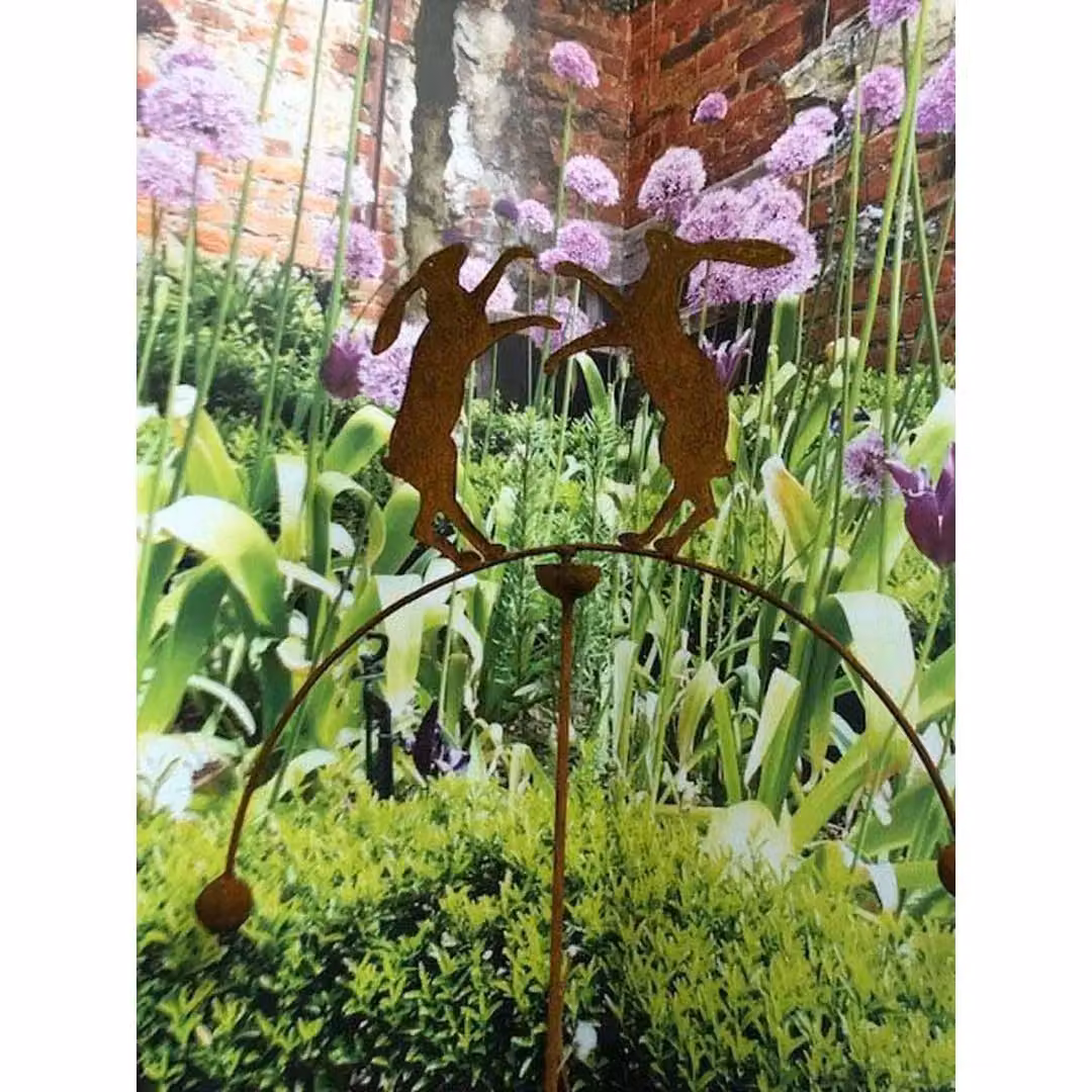 Poppyforge Boxing Hares Wind Rocker Double in Brown Steel, W54 x H148.5 cm – 4