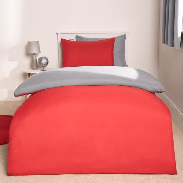 Brentfords Reversible Plain Dyed Microfibre Duvet Set in Red and Grey, W: 140 cm, L: 200 cm