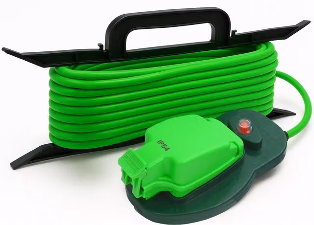 Desiretech 10m Outdoor Extension Lead 1-Gang, IP44 Weatherproof, 13A, Green