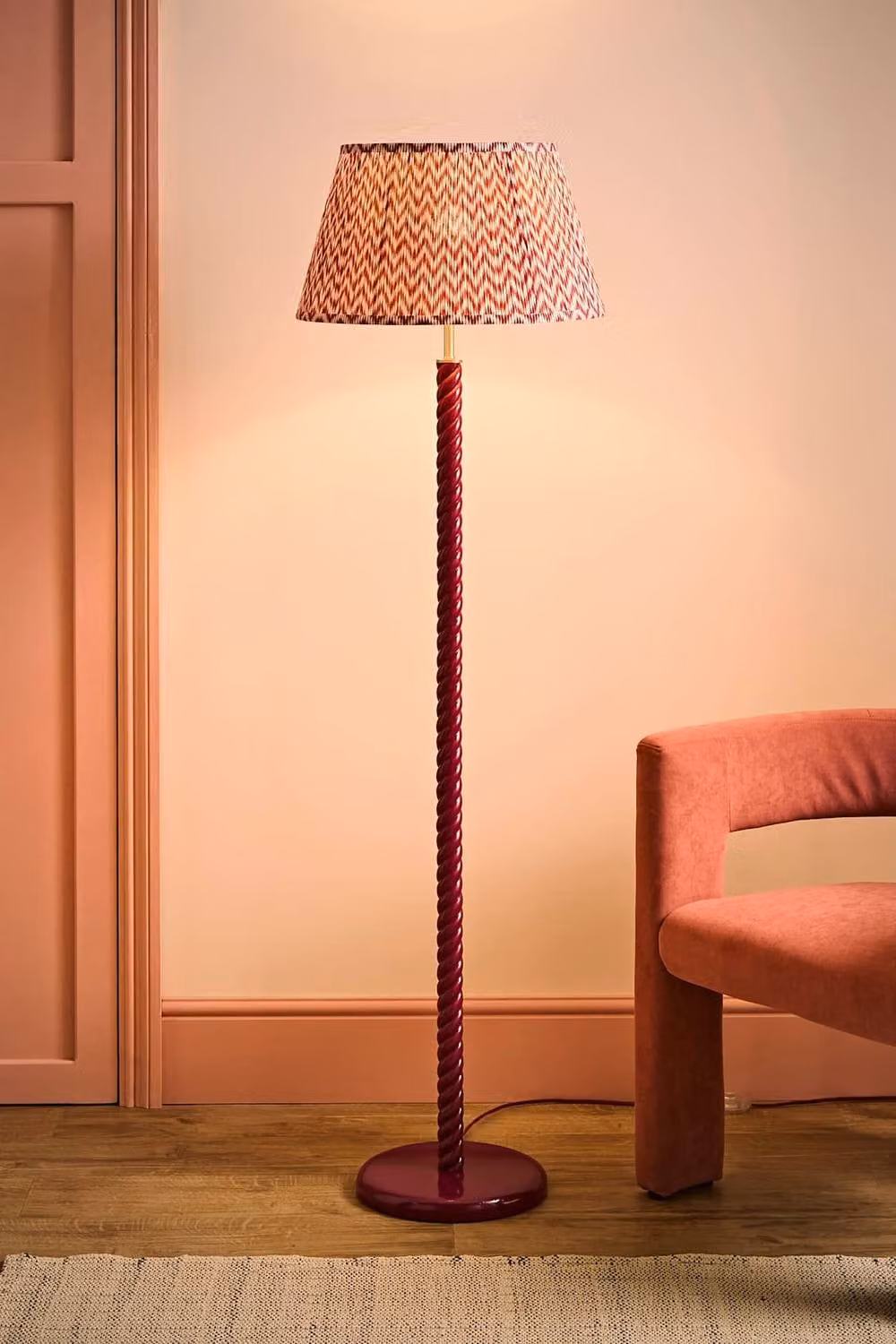 ValueLights Amara Pink Chevron Pleated Tapered Shade Wooden Twisted Floor Lamp with Bulb – 2