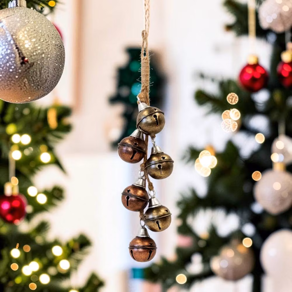 Four Candle Gold and Copper Metal Hanging Christmas Garland with Baubles, Bells and Stars – 2