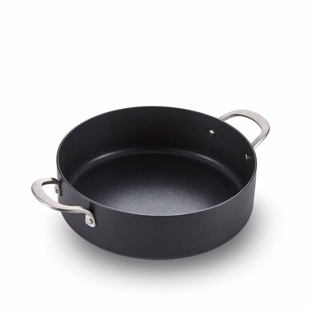 Morphy Richards Mastery 28cm Aluminium Non-Stick Shallow Casserole Dish in Black – 1