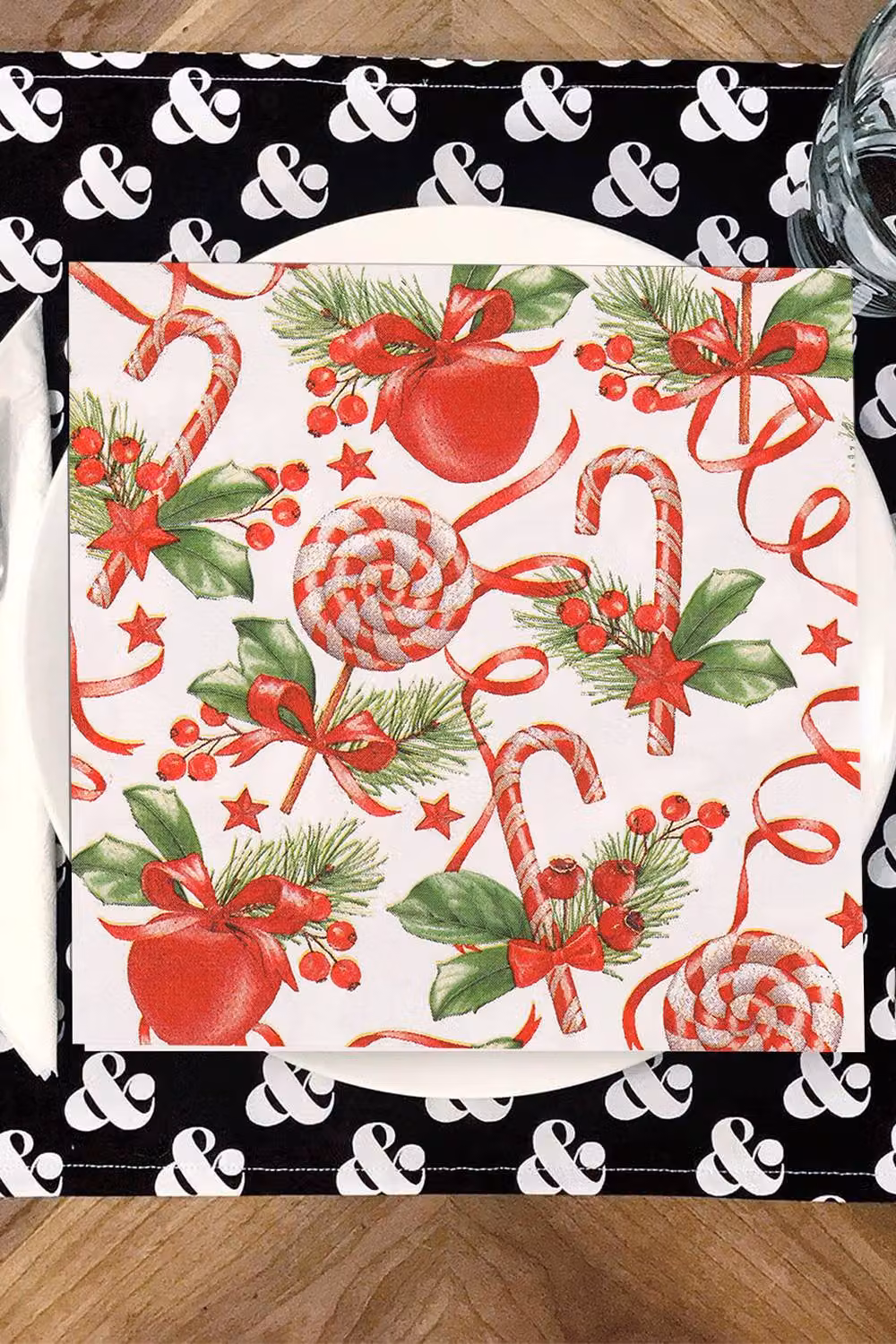 Neel Blue Christmas Paper Napkins, 20 Pack of White and Red Striped Serviettes – 3
