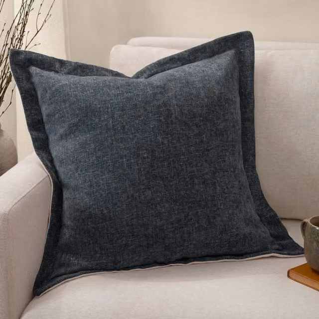 Riva Home Square Velvet Chenille Cushion in Blue Grey, W/D/H: 50 x 50 x 50 cm