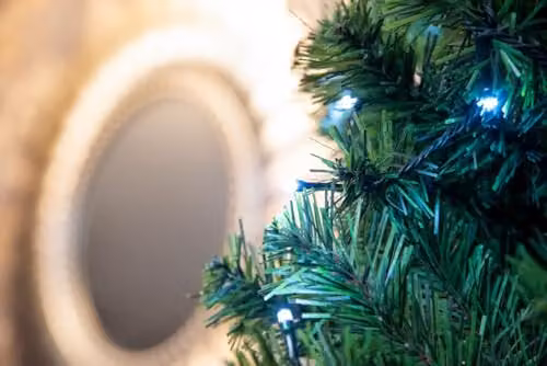 Shatchi Alaskan Pine Pre-Lit Artificial Christmas Tree with RGB LED Lights, Green – 6
