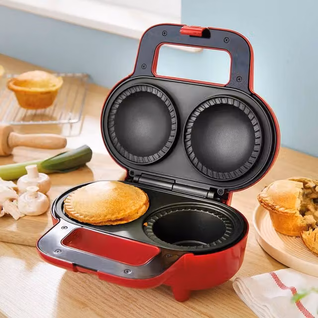 Basilico 1200W Deep-Fill Pie and Quiche Maker in Red and Black with Non-Stick Moulds and Pastry Cutter