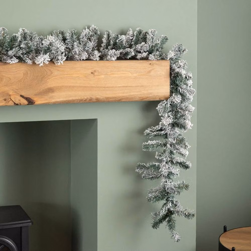 FLAVORA Premier Christmas Snow Flocked Woodcote in Green, W: 100 cm, D: 15 cm, H: 15 cm – 2