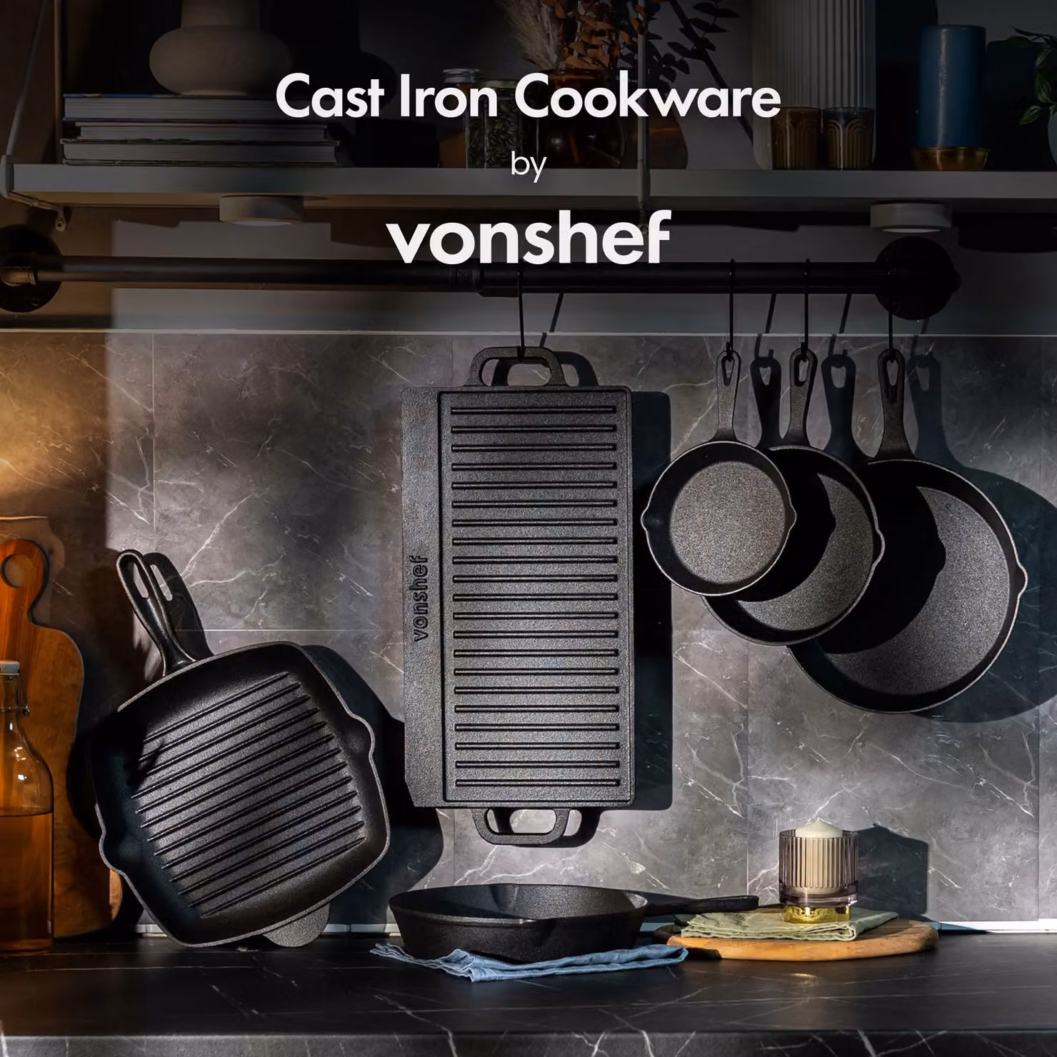 VonShef Cast Iron Skillet Frying Pan, Black, 25.4 cm, Oven Safe with Pouring Spout – 5