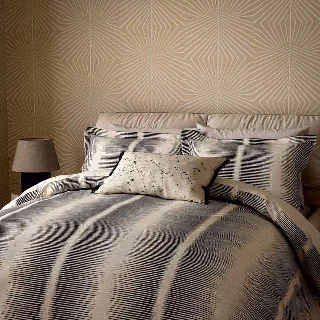 Harlequin Chaco Reversible Floral Cotton Duvet Cover and Pillowcase Set in Grey and Beige, 200 x 200 cm