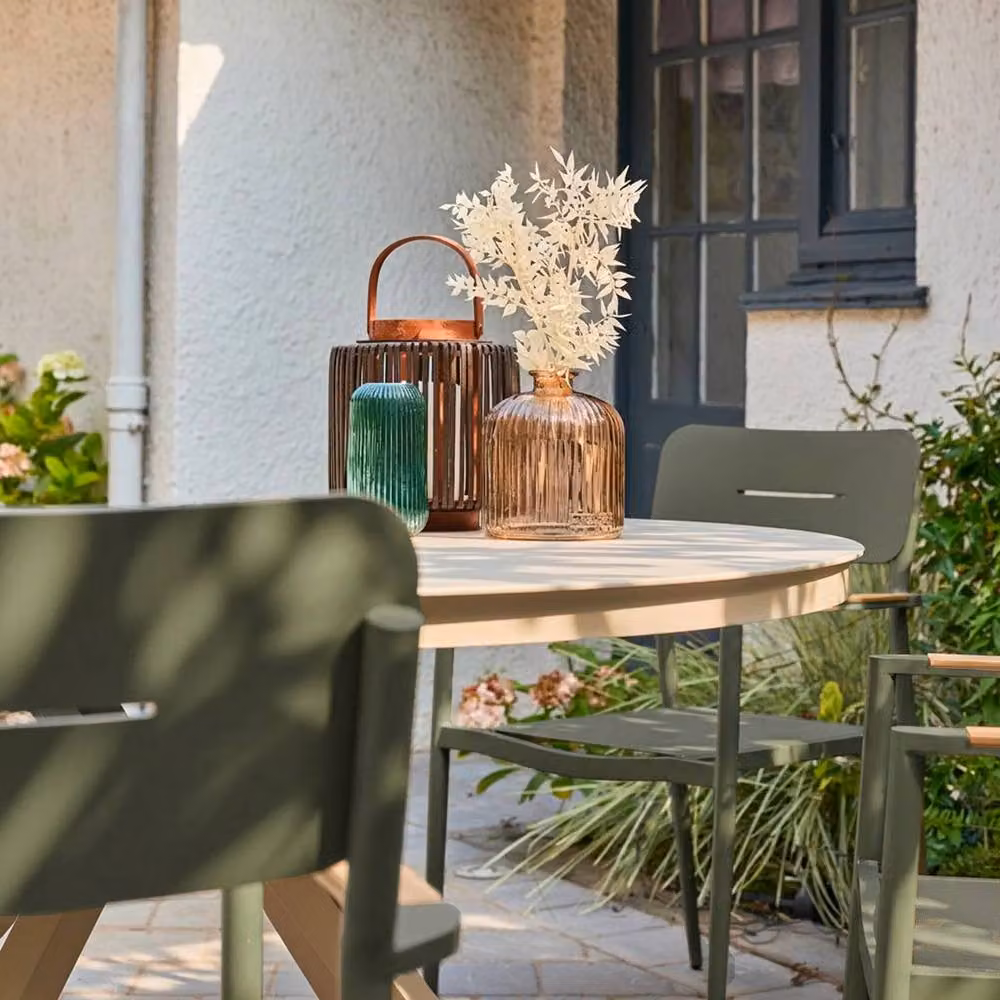 sweeek Set of 4 Modern Aluminium and Textilene Garden Armchairs in Khaki – 3